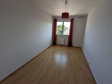 Location appartement Nogent-le-Rotrou 28400 Eure-et-Loir 84 m2 5 pièces 590 euros
