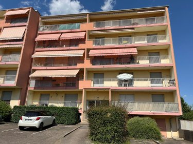 Appartement a vendre Montceau-les-Mines 71300 Saône-et-Loire 75 m2 3 pièces 69200 euros