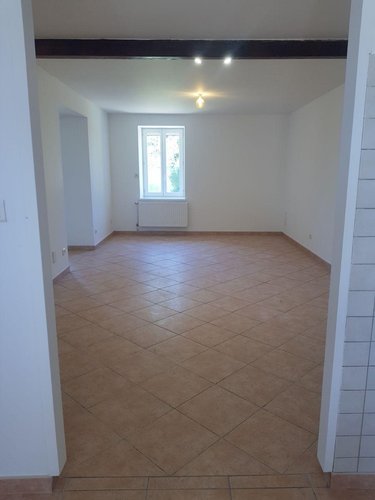 Location maison Ratenelle 71290 Saône-et-Loire 112 m2 5 pièces 750 euros