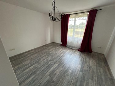 Location maison Saint-Laurent-de-la-Plaine 49290 Maine-et-Loire 149 m2 6 pièces 950 euros