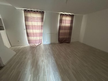 Location maison Saint-Laurent-de-la-Plaine 49290 Maine-et-Loire 149 m2 6 pièces 950 euros