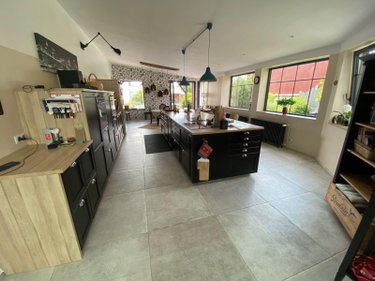 Maison a vendre Luisant 28600 Eure-et-Loir 210 m2 7 pièces 696550 euros