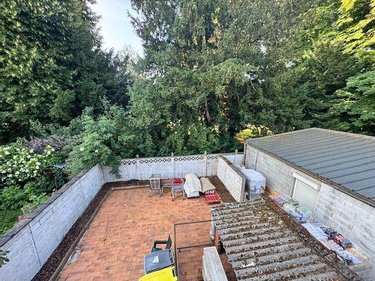 Fonds et murs commerciaux a vendre Saint-André-lez-Lille 59350 Nord 212 m2  490000 euros