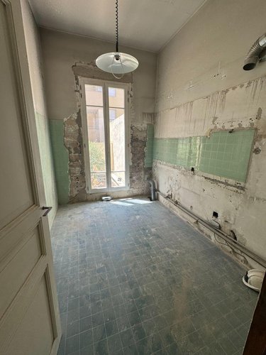 Immeuble a vendre Nîmes 30000 Gard 421 m2  550000 euros