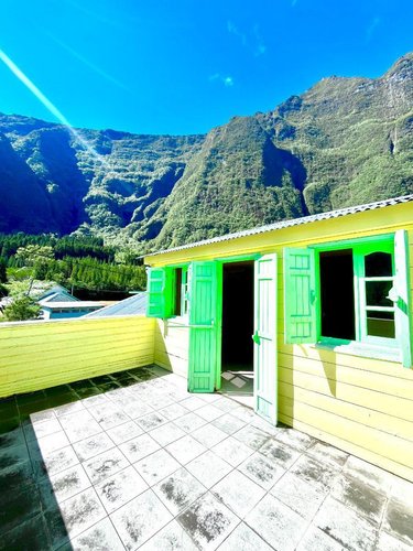 propriete a vendre Cilaos 97413 Réunion 640 m2 20 pièces 609000 euros