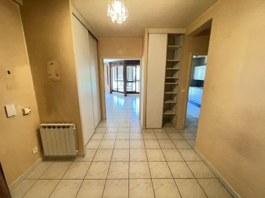 Appartement a vendre Manosque 04100 Alpes-de-Haute-Provence 91 m2 3 pièces 241800 euros