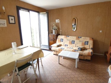 Vente aux encheres appartement Courseulles-sur-Mer 14470 Calvados 77 m2 4 pièces 96000 euros