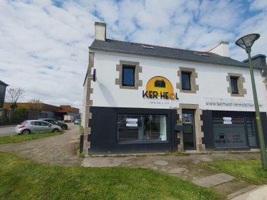 Immeuble a vendre Milizac 29290 Finistère 95 m2  260800 euros