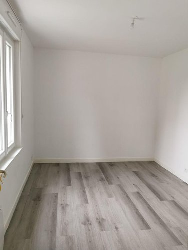Location appartement Vailly-sur-Aisne 02370 Aisne 41 m2 3 pièces 490 euros