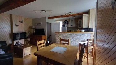 Immeuble a vendre Murat 15300 Cantal 71 m2  212000 euros