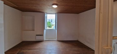 Location maison Saintes 17100 Charente-Maritime 66 m2  950 euros