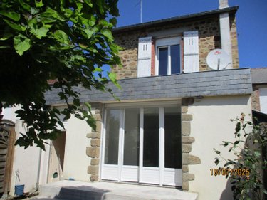 Location maison Fougères 35300 Ille-et-Vilaine 110 m2 5 pièces 750 euros