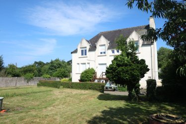 Maison a vendre Lopérec 29590 Finistère 200 m2 9 pièces 219000 euros