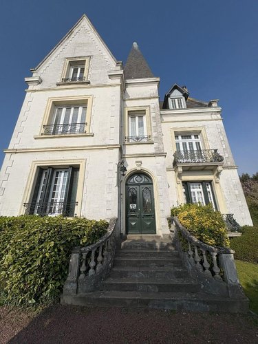 Appartement a vendre Eu 76260 Seine-Maritime 93 m2  199000 euros