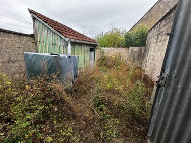 Garage et parking a vendre Villeneuve-sur-Yonne 89500 Yonne 65 m2  9000 euros