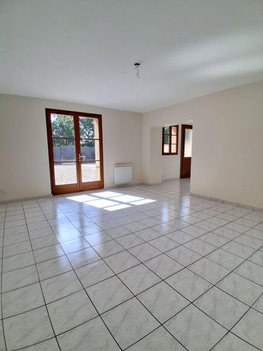 Location maison Mesnils-sur-Iton 27240 Eure 66 m2 3 pièces 700 euros