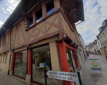 Immeuble a vendre Pontivy 56300 Morbihan 205 m2  194000 euros