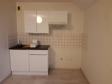 Location appartement Chartres-de-Bretagne 35131 Ille-et-Vilaine 44 m2 2 pièces 590 euros