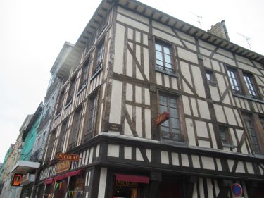 Immeuble a vendre Troyes 10000 Aube 151 m2  271000 euros