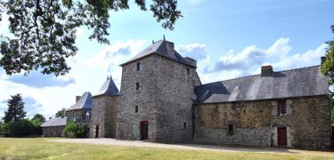 propriete a vendre Carentoir 56910 Morbihan 295 m2 6 pièces 593000 euros