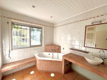 propriete a vendre La-Montagne 97417 Réunion 200 m2 5 pièces 599000 euros