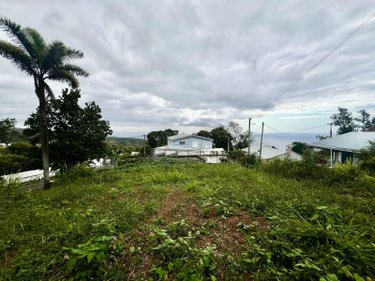 Terrain a batir a vendre La-Montagne 97417 Réunion 350 m2  118000 euros