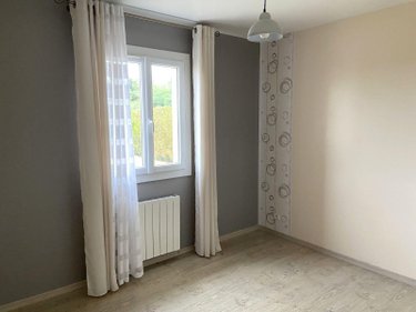 Location maison Saint-Denis-Lanneray 28200 Eure-et-Loir 92 m2 4 pièces 841 euros