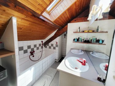 Immeuble a vendre Ussel 19200 Corrèze 419 m2  364000 euros