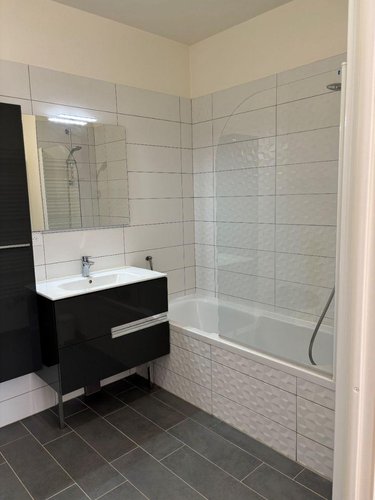 Location appartement Bordeaux 33000 Gironde 61 m2 3 pièces 1290 euros