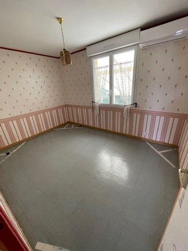 Maison a vendre Joué-l'Abbé 72380 Sarthe 79 m2 6 pièces 174900 euros