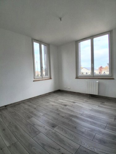 Location appartement Mesnils-sur-Iton 27240 Eure 64 m2 3 pièces 700 euros