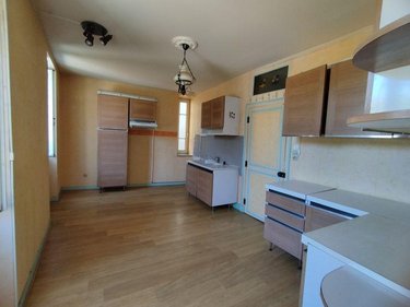 Appartement a vendre Cluis 36340 Indre 5 pièces 55120 euros