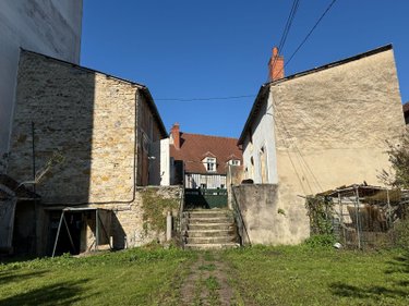 Maison a vendre Saint-Amand-Montrond 18200 Cher 148 m2 5 pièces 63600 euros