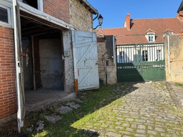Maison a vendre Saint-Amand-Montrond 18200 Cher 148 m2 5 pièces 63600 euros