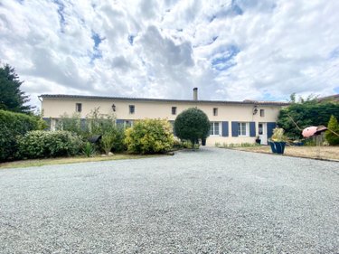 Maison a vendre Saint-Quentin-de-Baron 33750 Gironde 221 m2 7 pièces 491000 euros