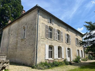 Maison a vendre Périgné 79170 Deux-Sèvres 338 m2 10 pièces 435700 euros