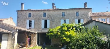 Maison a vendre Brioux-sur-Boutonne 79170 Deux-Sèvres 337 m2 14 pièces 270700 euros