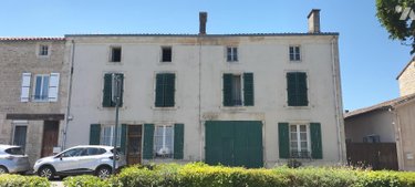 Maison a vendre Brioux-sur-Boutonne 79170 Deux-Sèvres 337 m2 14 pièces 270700 euros