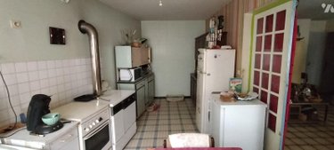 Immeuble a vendre Lezay 79120 Deux-Sèvres 325 m2  106100 euros