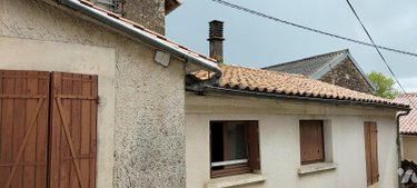 Immeuble a vendre Lezay 79120 Deux-Sèvres 325 m2  106100 euros