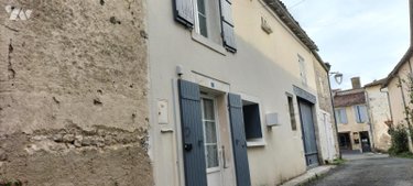 Immeuble a vendre Dampierre-sur-Boutonne 17470 Charente-Maritime 106 m2  147300 euros
