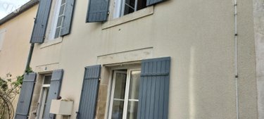 Immeuble a vendre Dampierre-sur-Boutonne 17470 Charente-Maritime 106 m2  147300 euros