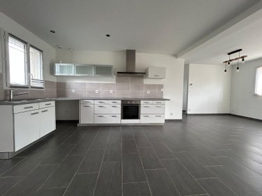 Maison a vendre Trangé 72650 Sarthe 104 m2  272900 euros