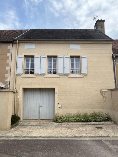 Maison a vendre Montréal 89420 Yonne 83 m2 2 pièces 122000 euros
