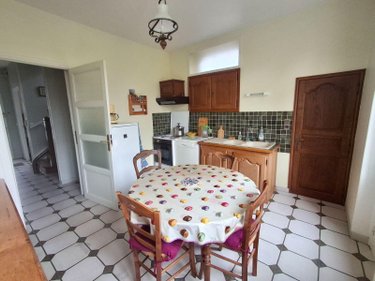 Maison a vendre Écouché-les-Vallées 61150 Orne 175 m2 8 pièces 189000 euros