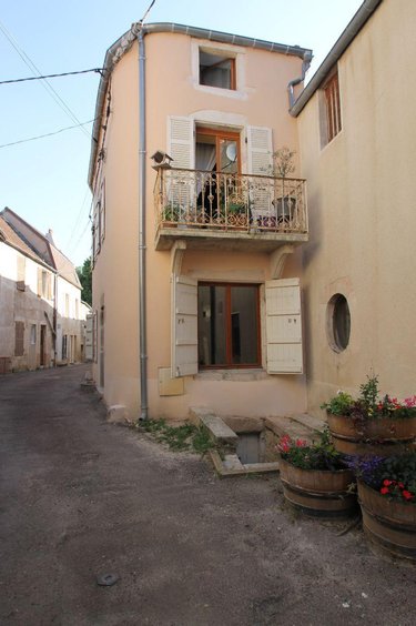 Immeuble a vendre Mercurey 71640 Saône-et-Loire 159 m2  165000 euros