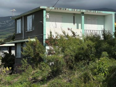 Terrain a batir a vendre Saint-Denis 97400 Réunion 2623 m2  1080500 euros