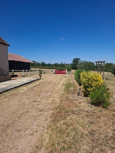 Maison a vendre Malicorne 03600 Allier 100 m2 5 pièces 220500 euros