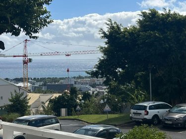 Appartement a vendre Sainte-Clotilde 97490 Réunion 81 m2 4 pièces 171000 euros