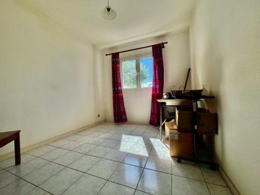 Appartement a vendre Sainte-Clotilde 97490 Réunion 81 m2 4 pièces 171000 euros